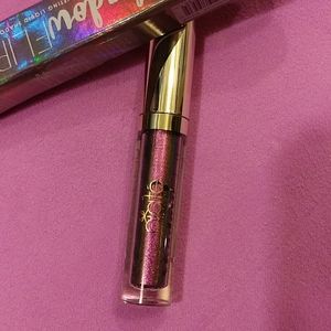 Ciate London Shadow flip in "Wonder"